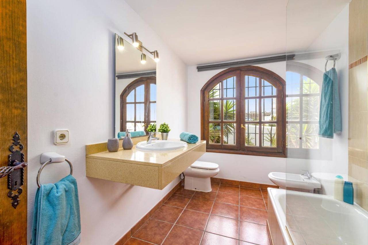 Villa Nikki By Villa Plus Puerto del Carmen  Exterior photo